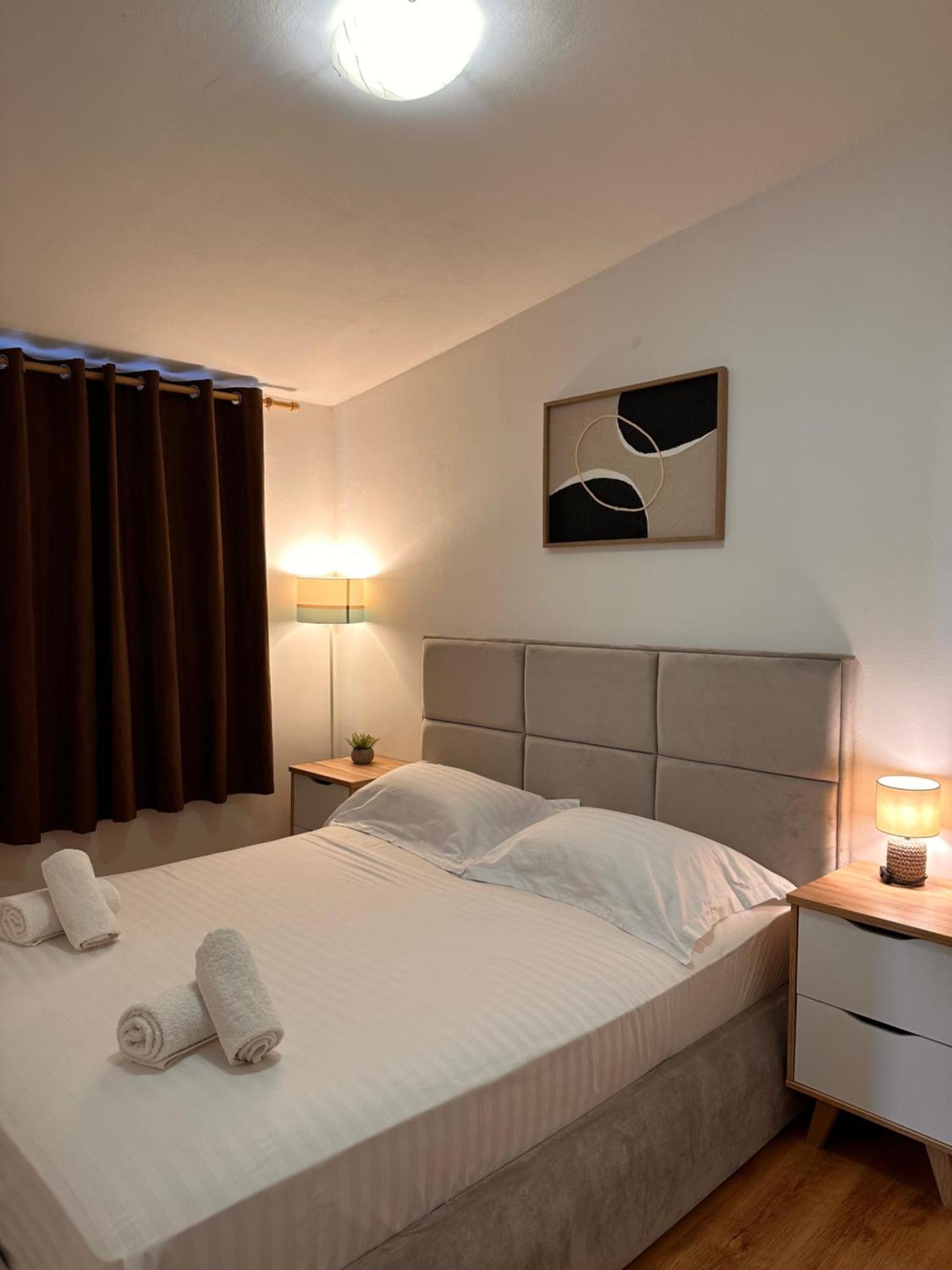 Apartments Roko Pridraga Exterior photo