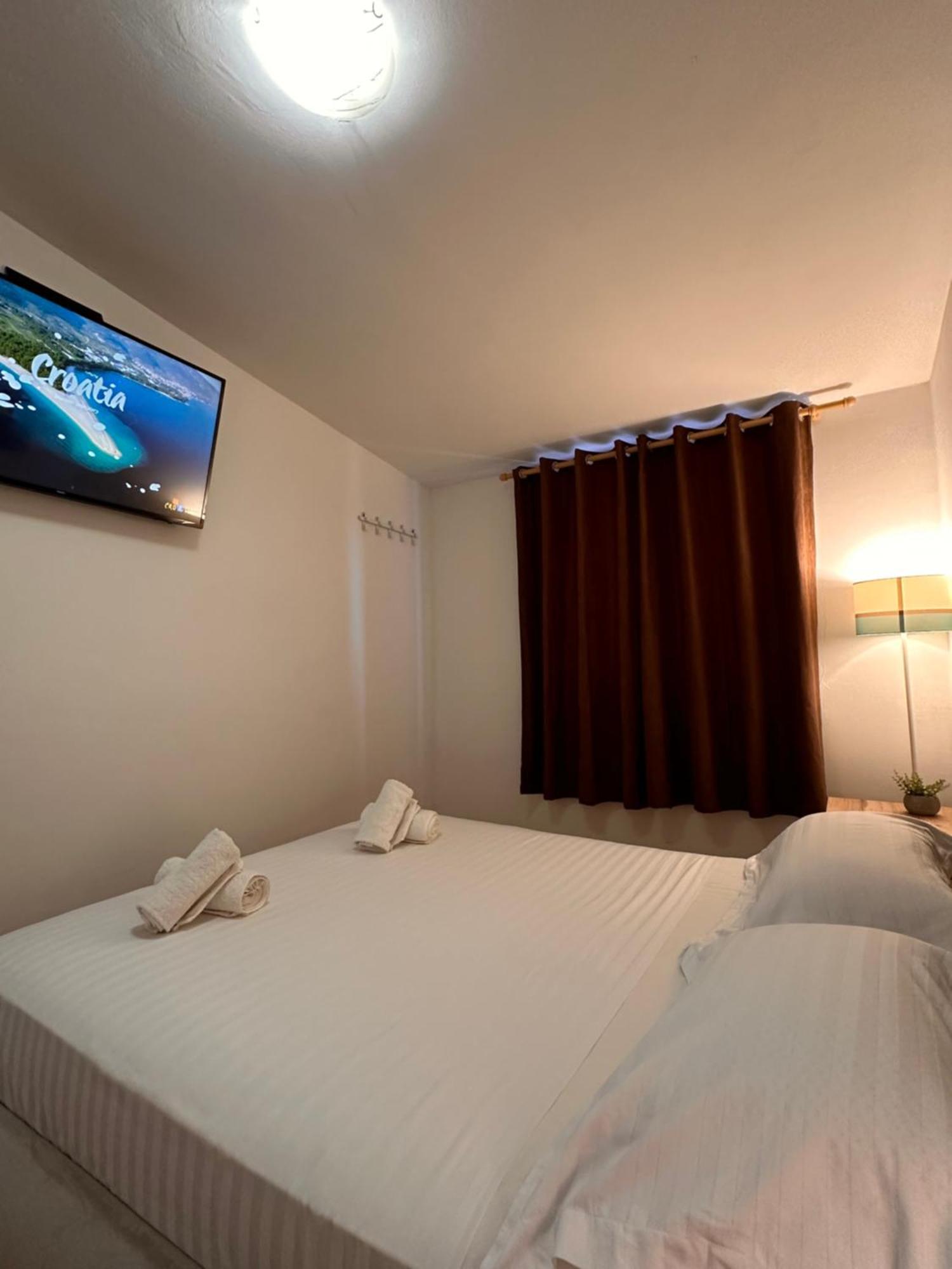 Apartments Roko Pridraga Exterior photo